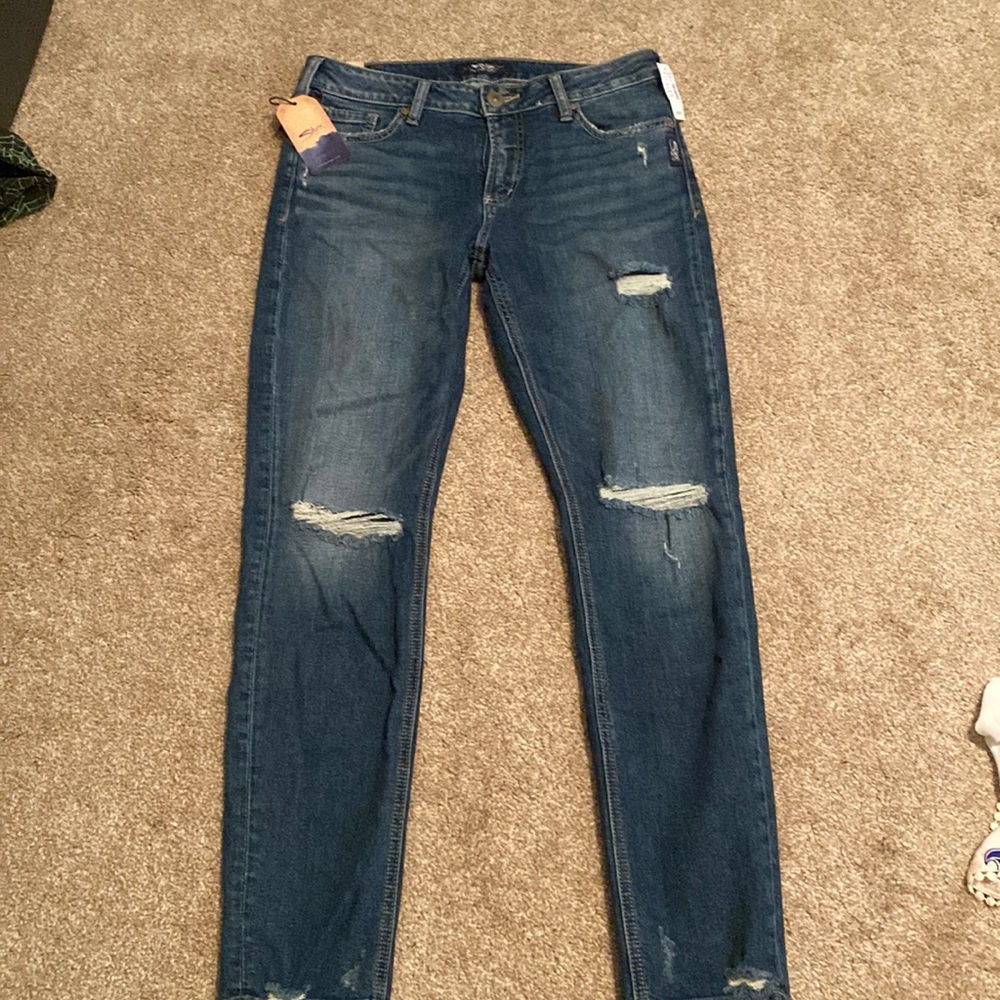 30x29 Maurice’s Distressed Skinny Jean